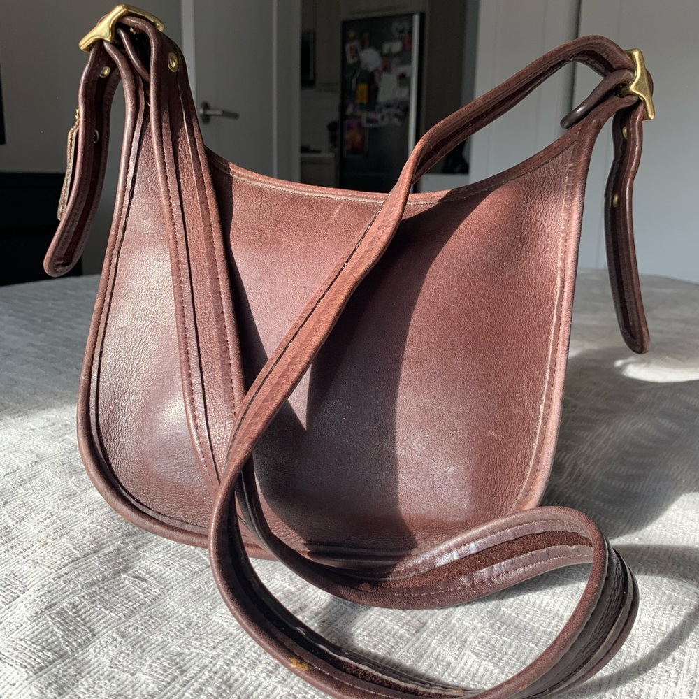 Vintage Coach 9950 tan crossbody bag